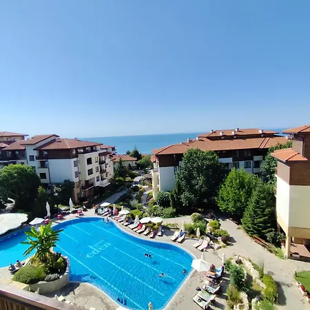 Apartment в комплекс райска градина Sveti Vlas